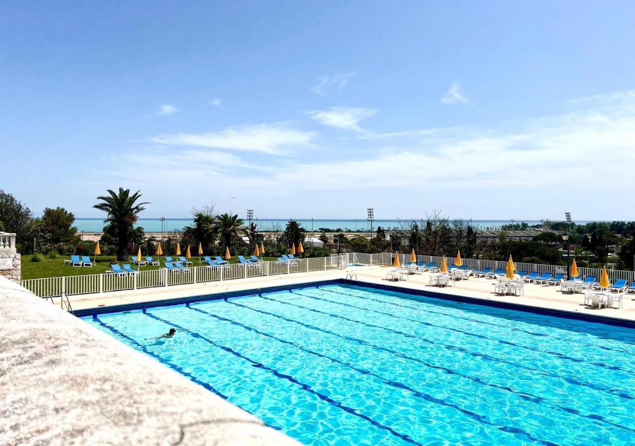 L'Appaloosa De Mer-Pool Tennis Parking-Sea View - -Capitalchic Services Cagnes Sur Me מראה חיצוני תמונה